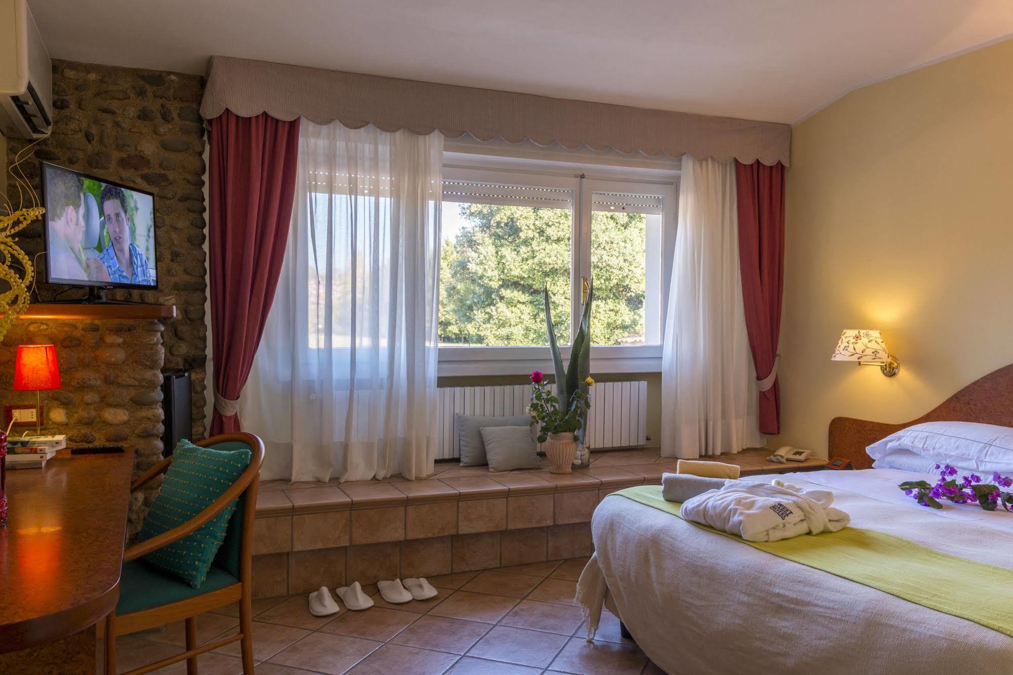 West Garda Hotel Padenghe sul Garda Exterior photo